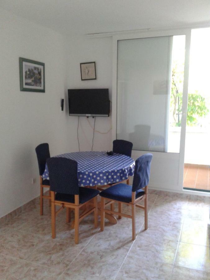 Apartment Milka เพทรอซาเน ภายนอก รูปภาพ